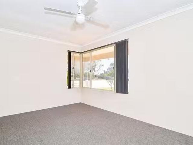House for rent in Waikiki, Western Australia