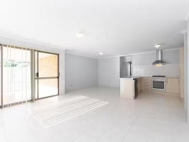 House for rent in Cloverdale, Western Australia