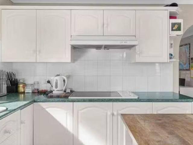 House for rent in Brisbane Grove, New South Wales