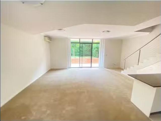 Condo for rent in Sydney, New South Wales