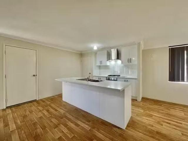 House for rent in Secret Harbour, Western Australia