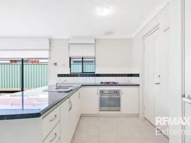 House for rent in Wattle Grove, Western Australia