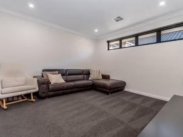 House for rent in Canning Vale, Western Australia