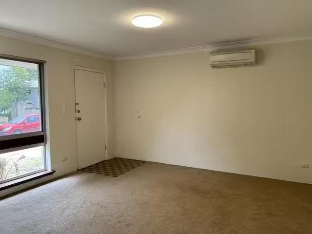 House for rent in Como, Western Australia