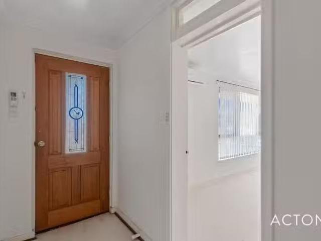 House for rent in Cloverdale, Western Australia