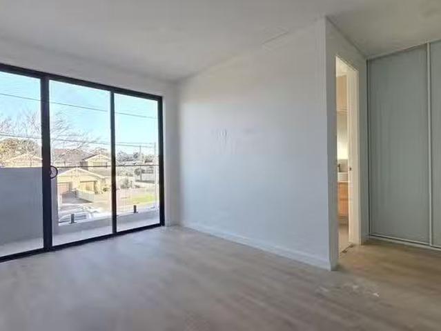 House for rent in Canley Heights, New South Wales