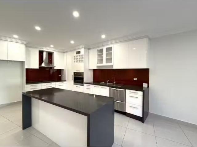 Condo for rent in Sydney, New South Wales