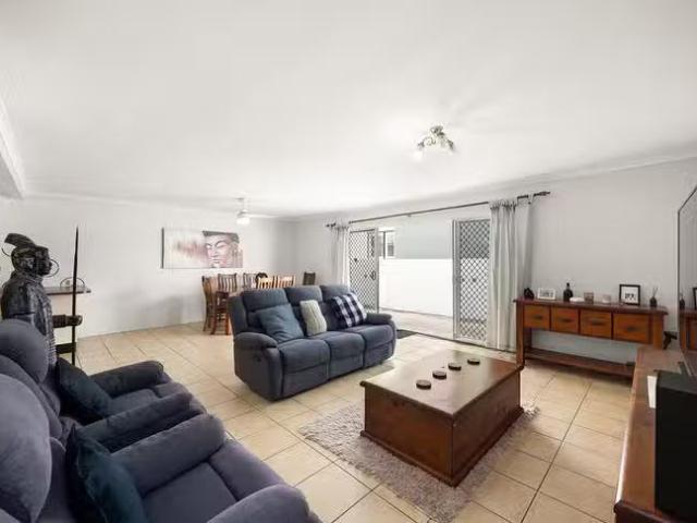 Apartment for rent in Kings Creek, Queensland