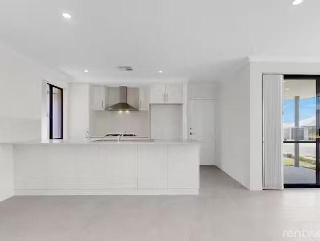 House for rent in Hammond Park, Western Australia