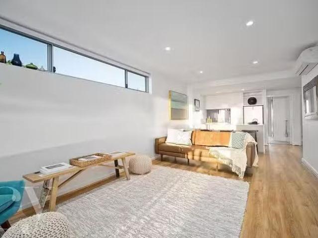 House for rent in North Coogee, Western Australia