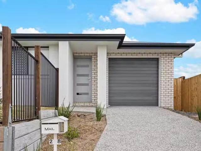 Apartment for rent in Plainland, Queensland