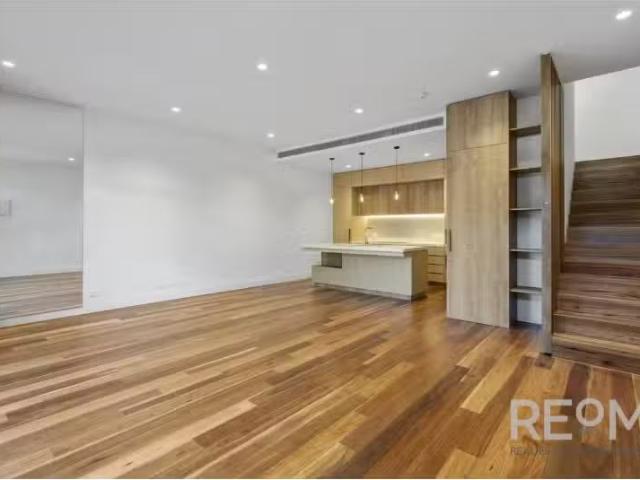 Condo for rent in Camerons Creek, Victoria