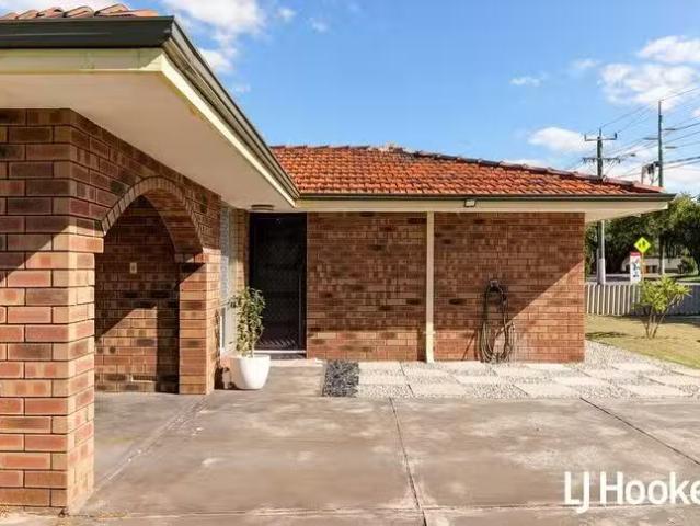 House for rent in Queens Park, Western Australia