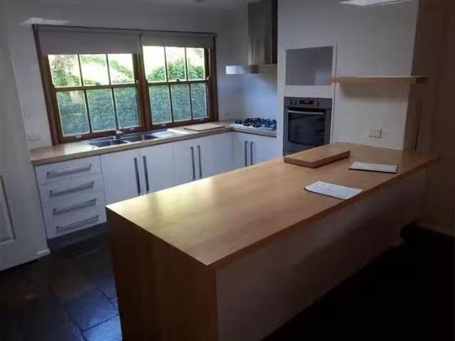 House for rent in Chain Valley Bay, New South Wales