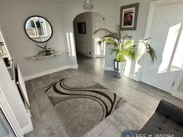 House for rent in Red Hill, Surrey