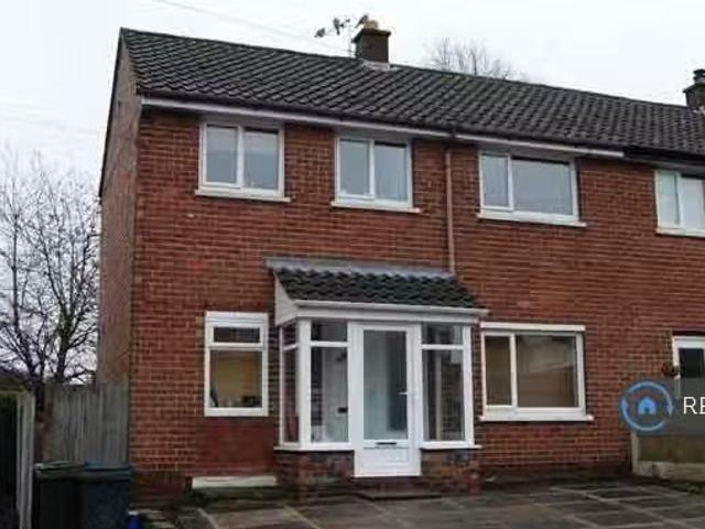 House for rent in Roby Mill, Lancashire