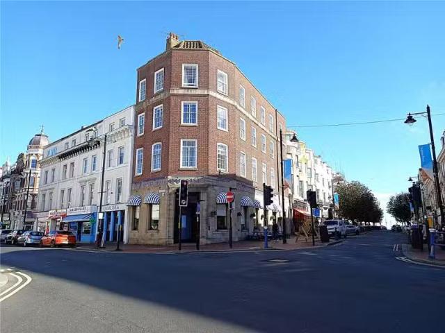 House for rent in Upperton, Eastbourne
