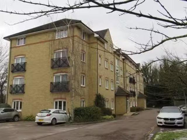 Apartment for rent in Pouchen End, Hertfordshire