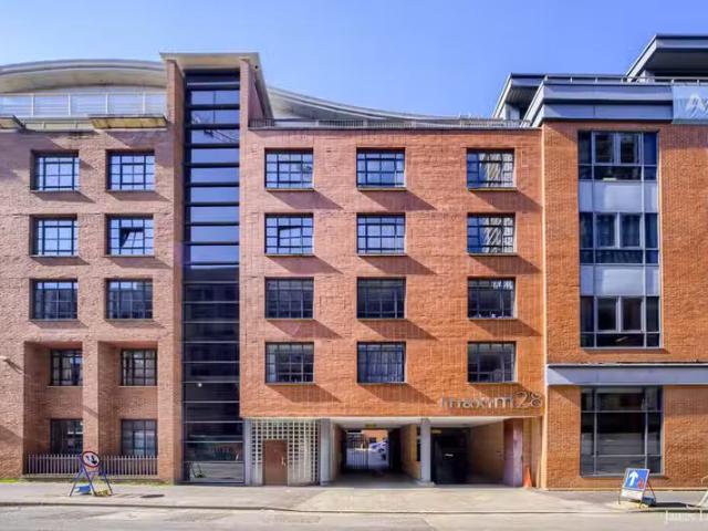 Apartment for rent in Carnbroe, Scotland
