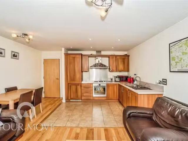 House for rent in Swanscombe and Greenhithe, Monks Orchard