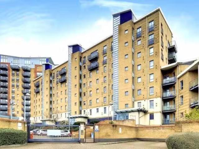 House for rent in Custom House, Greater London
