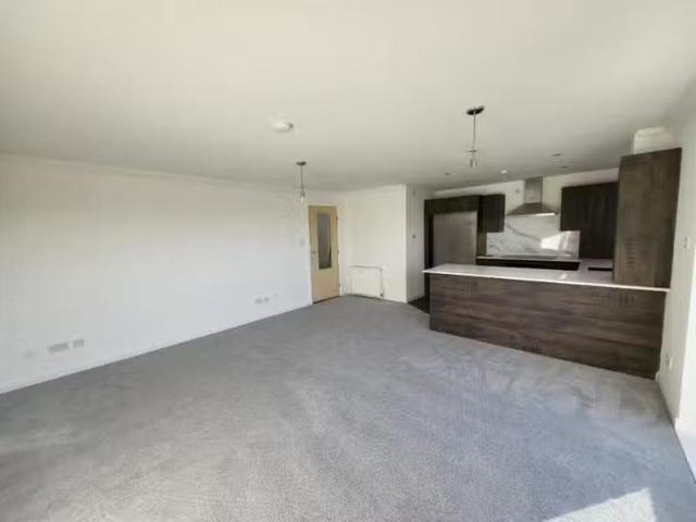 House for rent in Ladywell, Dedridge