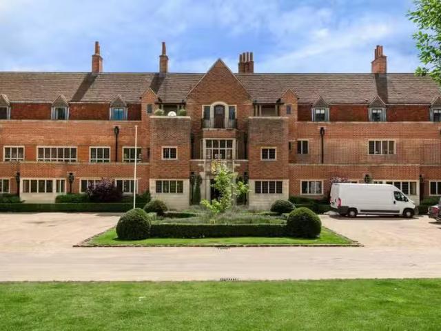 House for rent in Littlecote, West Sussex