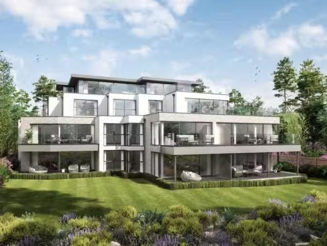 Apartment for rent in Wanborough Neighbourhood, Greater London