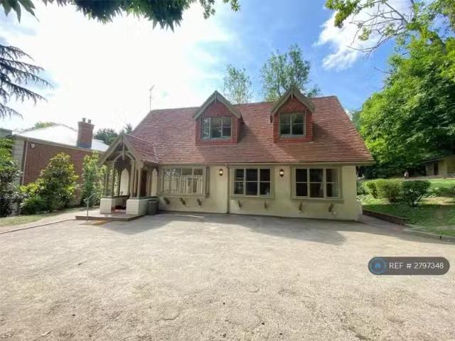 House for rent in Monks Orchard, Kent
