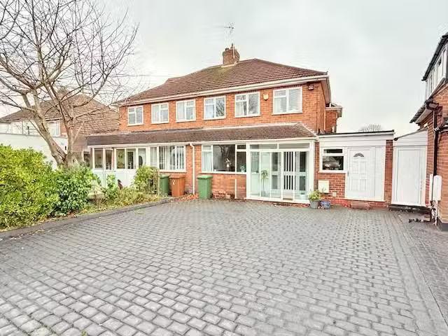House for rent in Streetly, West Midlands