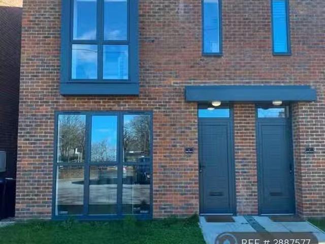 House for rent in Perryfields, West Sussex