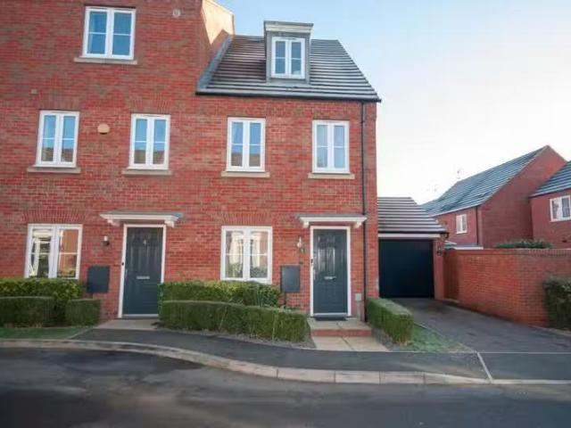 House for rent in New Bilton, Warwickshire