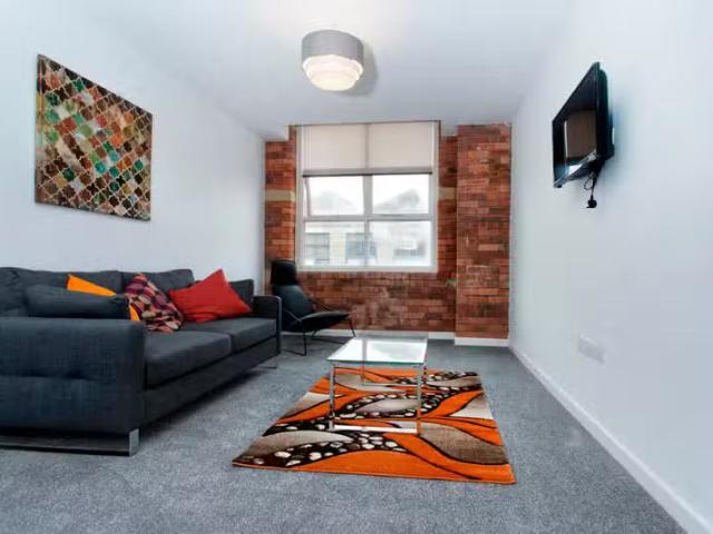 Apartment for rent in Lower Wyke, West Yorkshire