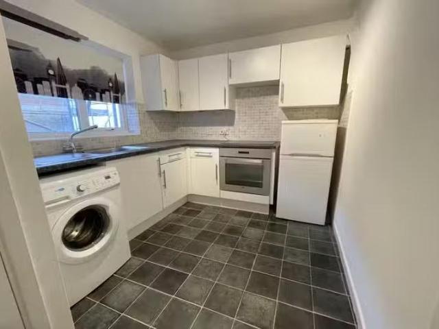 Apartment for rent in Llantwit Major, Wales