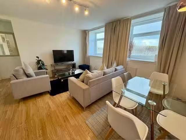 Apartment for rent in Falcon Lodge, Wales