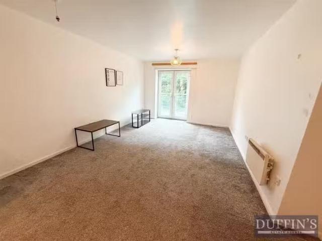 Apartment for rent in Hollins, Pendock