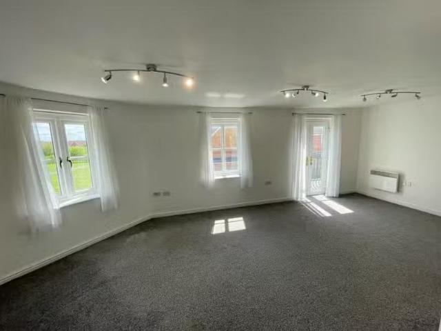 Apartment for rent in Falcon Lodge, Wales