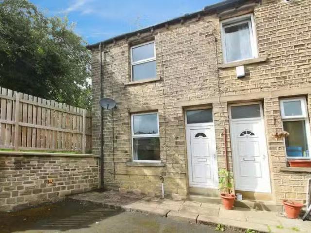 House for rent in Huddersfield, West Yorkshire