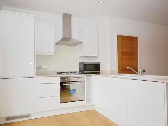 House for rent in Oaklands, Fretherne