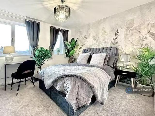 House for rent in Higham Hill, Higham Hill