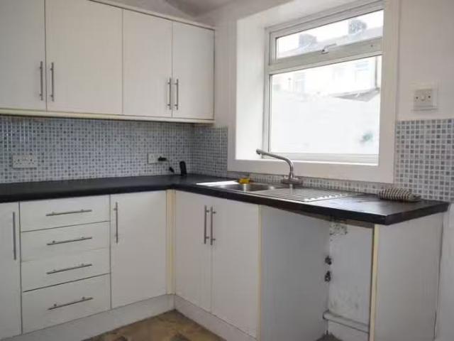 House for rent in Queen's Park, Blackburn