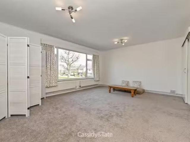 House for rent in Five Acres, Hertfordshire