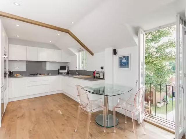 Apartment for rent in Twickenham, Greater London