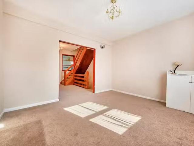 House for rent in St Albans, Five Acres
