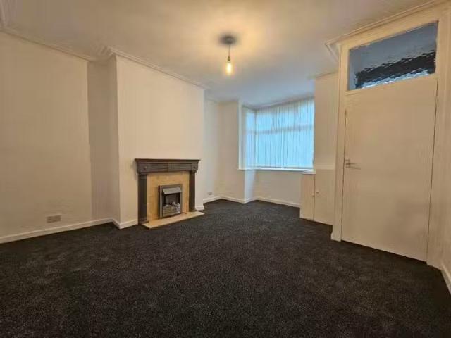 House for rent in Brownlow Fold, Lee Bank
