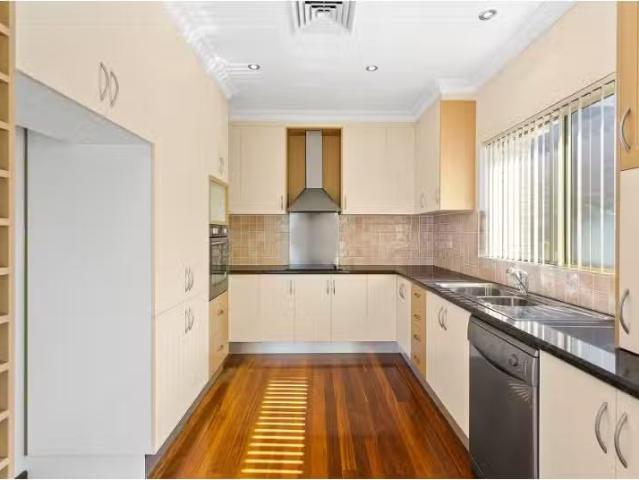 Apartment for rent in Austinmer, Wollongong City Council