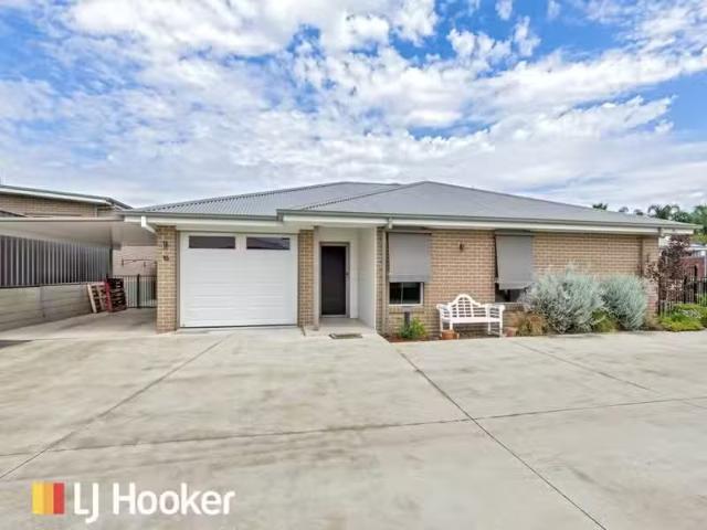 Apartment for rent in Piallamore, New South Wales