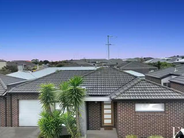 House for rent in Camerons Creek, Victoria