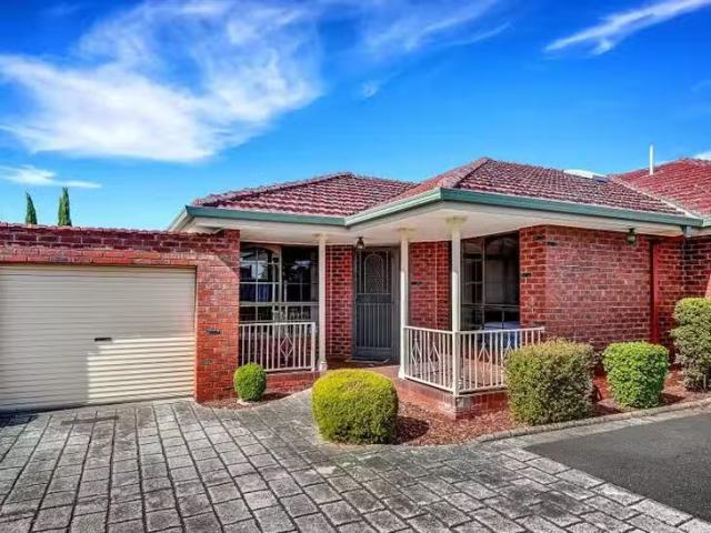House for rent in Essendon, Melbourne