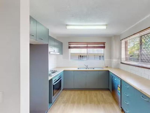 House for rent in Taringa, Greater Brisbane